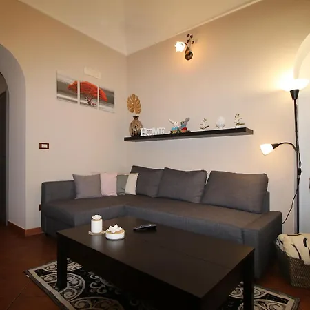 Casa 4 Archi Apartment *