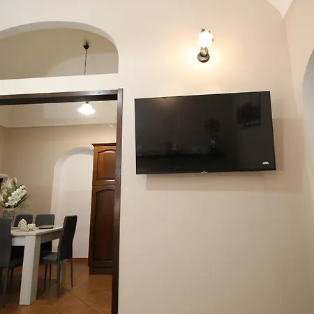 Casa 4 Archi Apartment